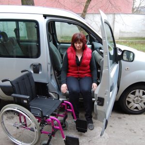 Otočná stolička pre telesne postihnutých