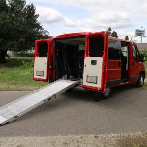 Mechanická rampa pre vozičkára | Fiat Ducato | Auto pre invalidov