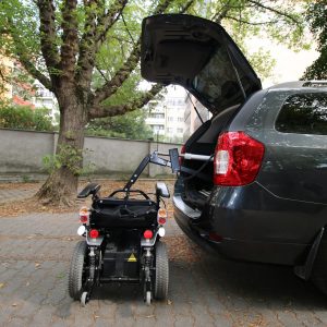 Dacia Logan MCV 2016, žeriav na nakladanie vozíka