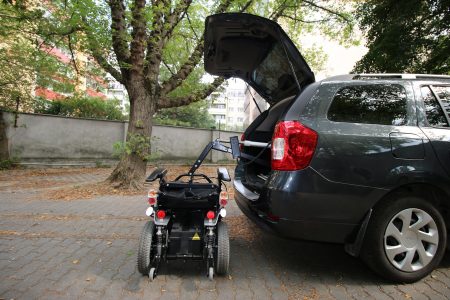 Dacia Logan MCV 2016, žeriav na nakladanie vozíka