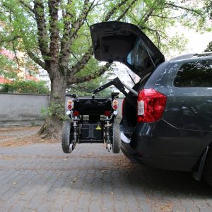 Dacia Logan MCV 2016, žeriav na nakladanie vozíka