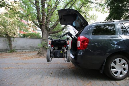 Dacia Logan MCV 2016, žeriav na nakladanie vozíka