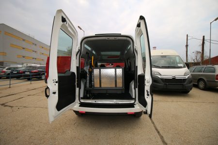 Fiat Doblo XL, Elektrická plošina do auta pre vozićkára