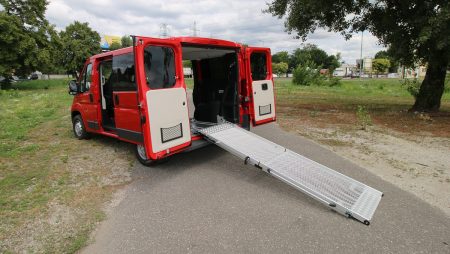 Fiat Ducato L1H1 s mechanickou rampou + kotvenie vozíka