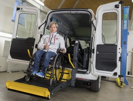 Našu plošinu do automobilu si vyskúšala aj paralympionićka Veronika Vadovičová
